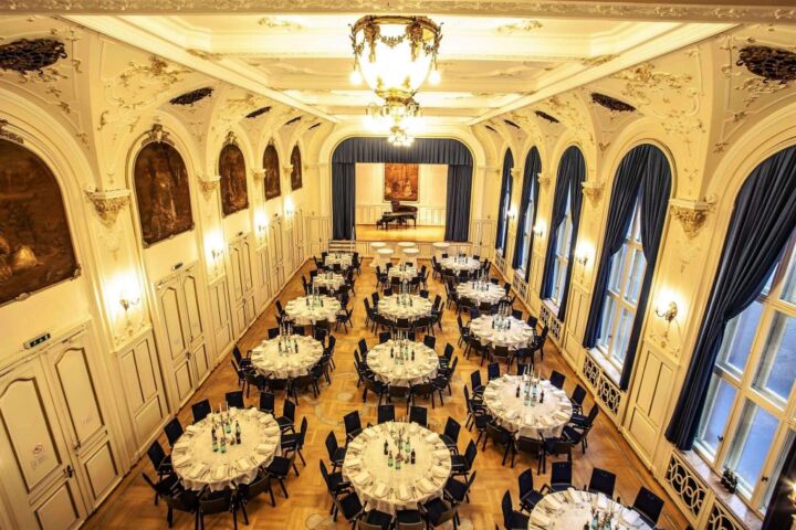 Historischer Festsaal im Bahnhofsviertel