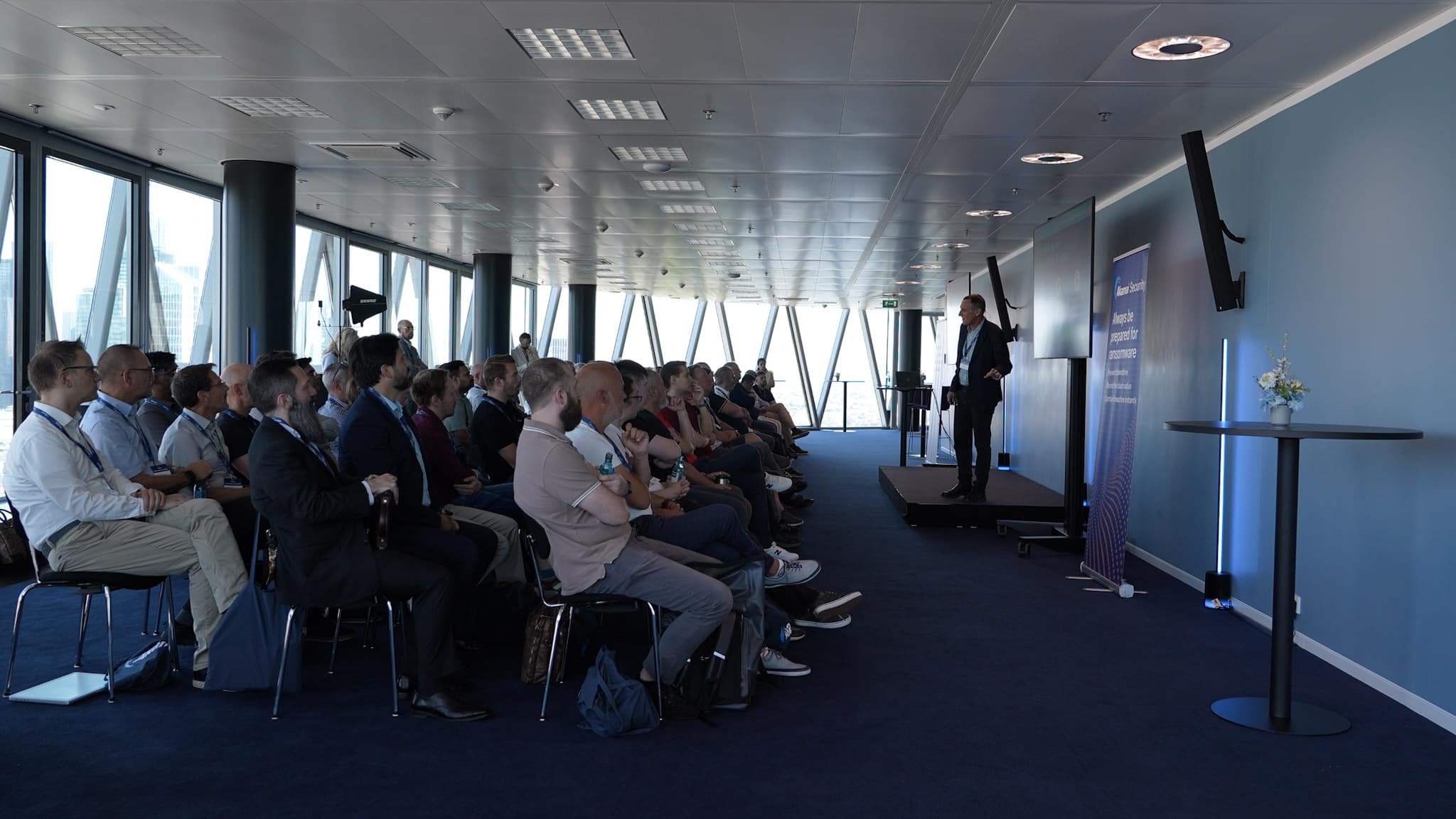 Akamai Segmentation Hub Frankfurt – Cybersecurity Conference with Speakers and Participants